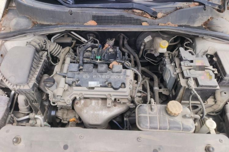 Used Baojun 310W 2017 1.5L Manual Comfort Version China V Engine Bay