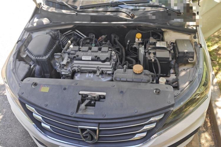 Used Baojun 310W 2017 1.5L Manual Fashion Model China V Engine Bay