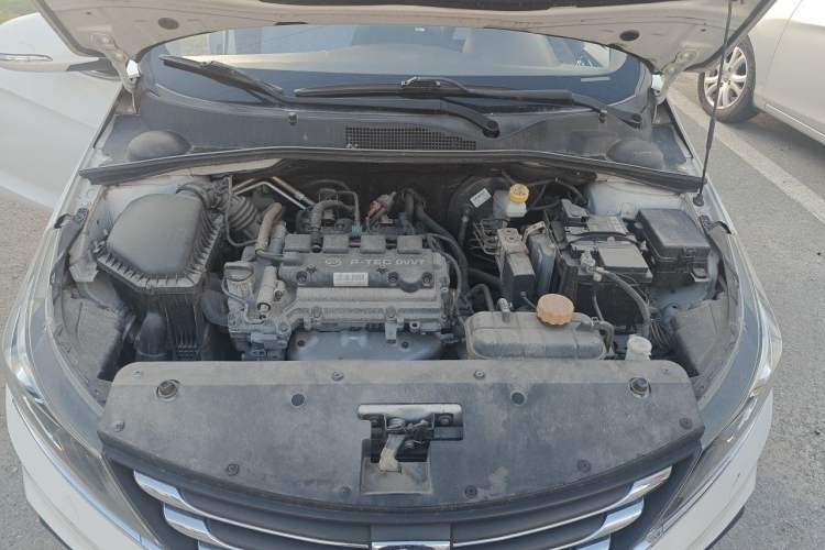 Used Baojun 310W 2017 1.5L Manual Fashion Model China V Engine Bay