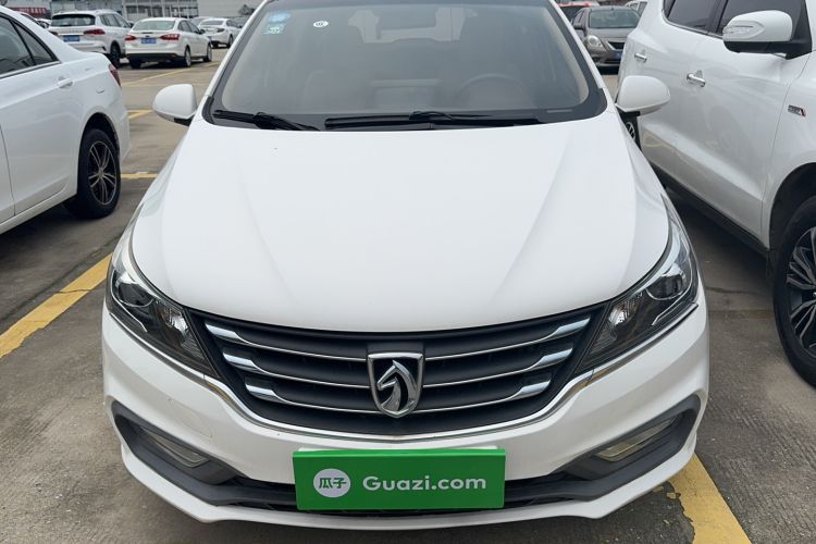 Used Baojun 310W 2017 1.5L Manual Comfort Version China V Exterior 1