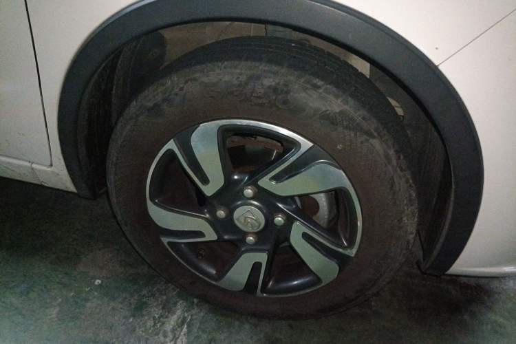 Used Baojun 310W 2017 1.5L Manual Fashion Edition China VI Exterior 1