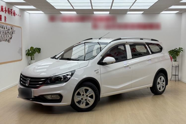 Used Baojun 310W 2017 1.5L Manual Comfort Version China VI Emission Standard Exterior 1