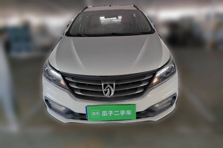 Used Baojun 310W 2017 1.5L Manual Fashion Model China V Exterior 1