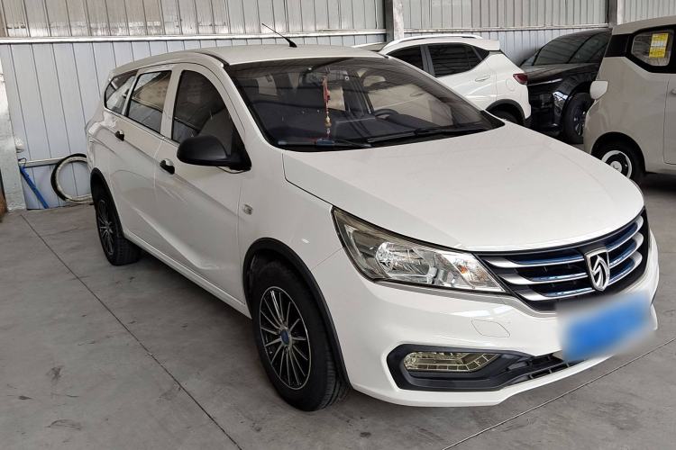Used Baojun 310W 2017 1.2L Manual Value Edition China V Exterior 2