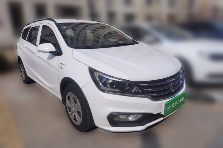Used Baojun 310W 2017 1.5L Manual Comfort Version China V Exterior 2