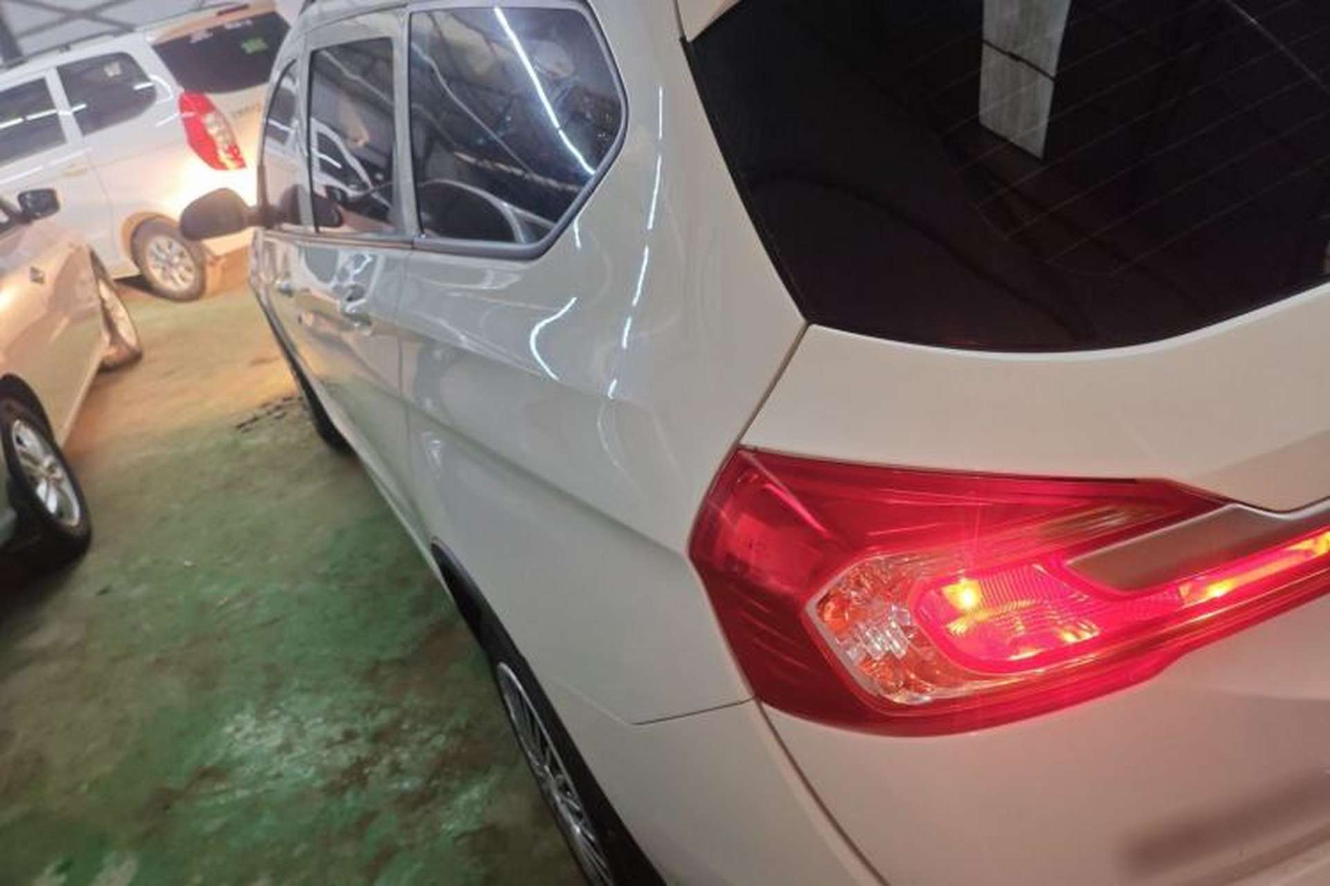 Used Baojun 310W 2017 1.5L Manual Comfort Version China VI Emission Standard Exterior 2