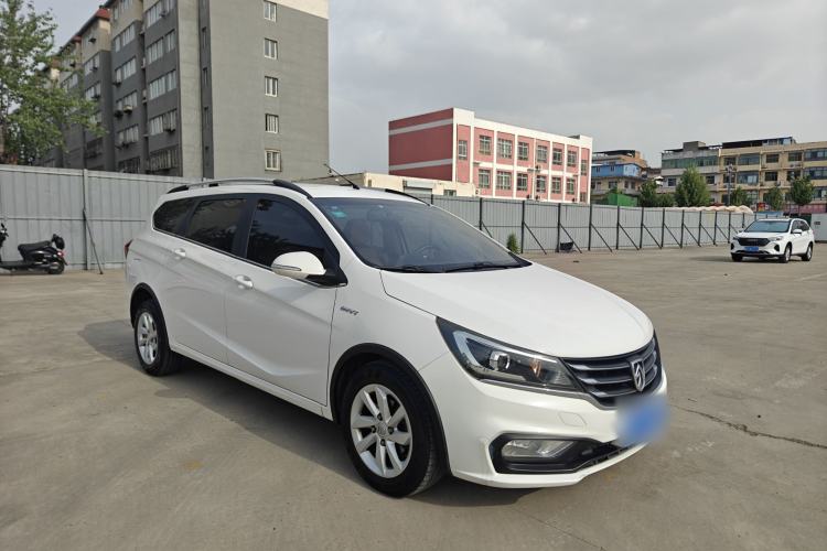 Used Baojun 310W 2017 1.5L Manual Fashion Edition China VI Exterior 2