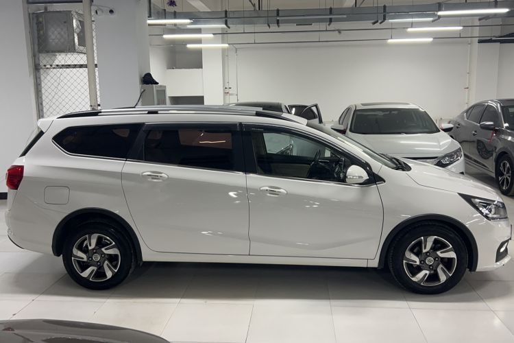 Used Baojun 310W 2017 1.5L Manual Luxury Edition China V Exterior 2