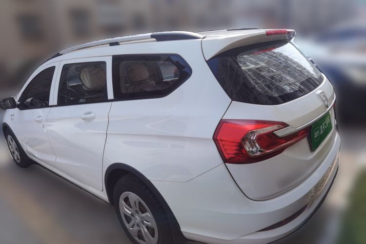 Used Baojun 310W 2017 1.5L Manual Comfort Version China V Exterior 3