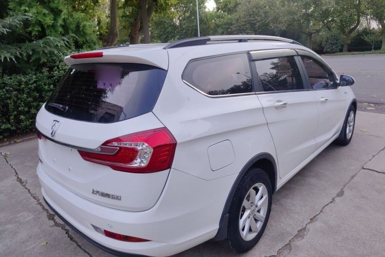 Used Baojun 310W 2017 1.5L Manual Fashion Model China V Exterior 3