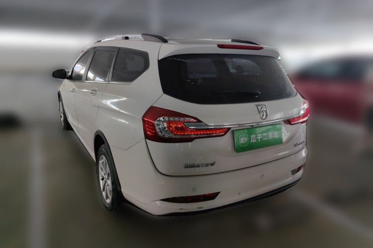 Used Baojun 310W 2017 1.5L Manual Fashion Model China V Exterior 3