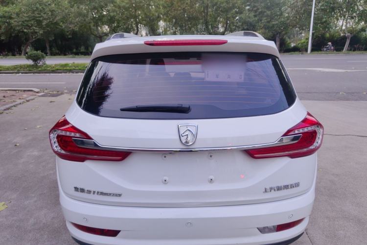 Used Baojun 310W 2017 1.5L Manual Fashion Model China V Exterior 4
