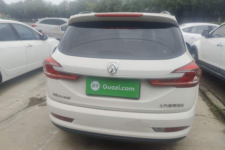 Used Baojun 310W 2017 1.5L Manual Comfort Version China V Exterior 4