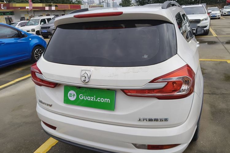 Used Baojun 310W 2017 1.5L Manual Comfort Version China V Exterior 4