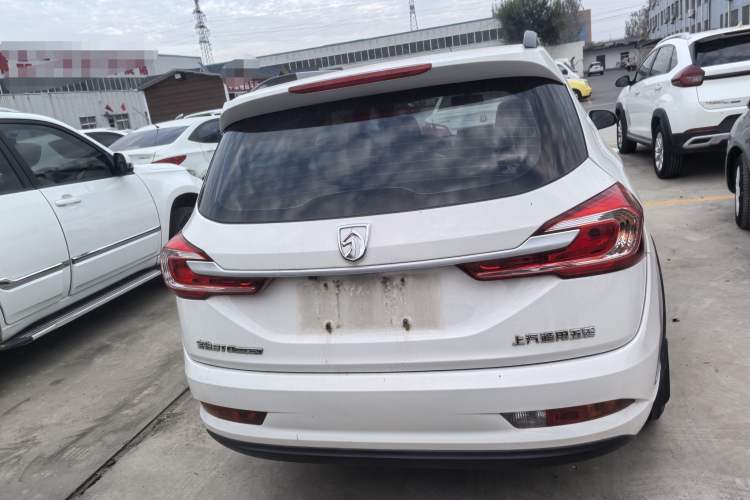 Used Baojun 310W 2017 1.5L Manual Comfort Version China V Exterior 4