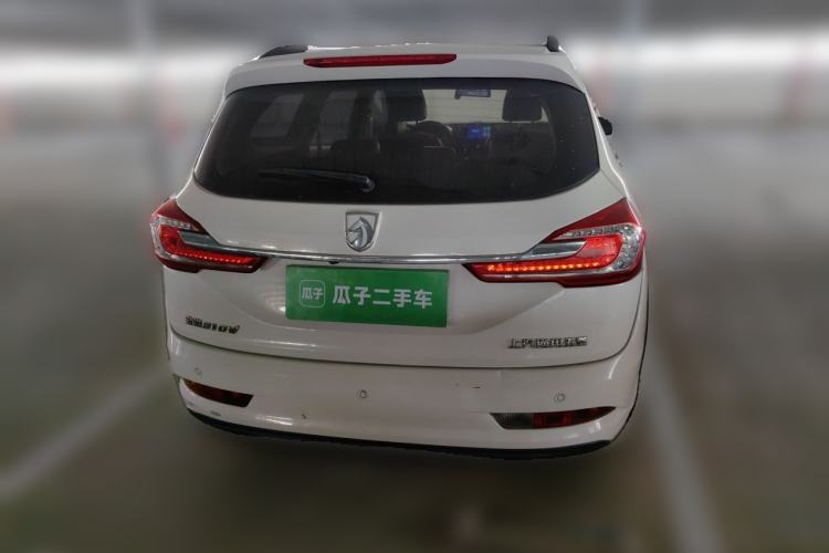 Used Baojun 310W 2017 1.5L Manual Fashion Model China V Exterior 4