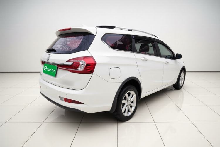 Used Baojun 310W 2017 1.5L Manual Fashion Model China V Exterior 5