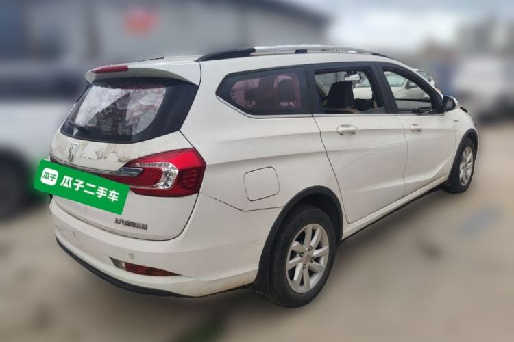 Used Baojun 310W 2017 1.5L Manual Fashion Edition China VI Exterior 5