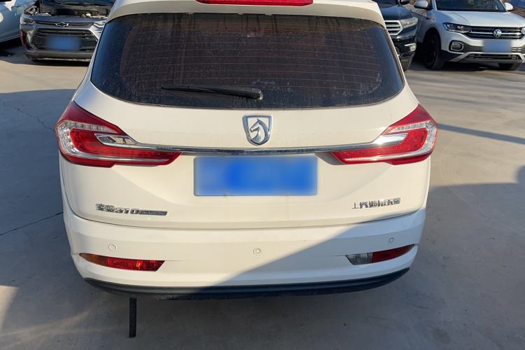 Used Baojun 310W 2017 1.5L Manual Fashion Model China V Exterior 5