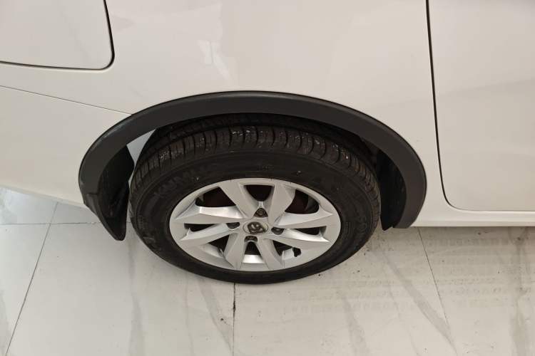Used Baojun 310W 2017 1.5L Manual Comfort Version China V Exterior 5
