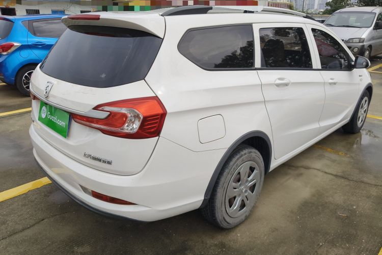 Used Baojun 310W 2017 1.5L Manual Comfort Version China V Exterior 5