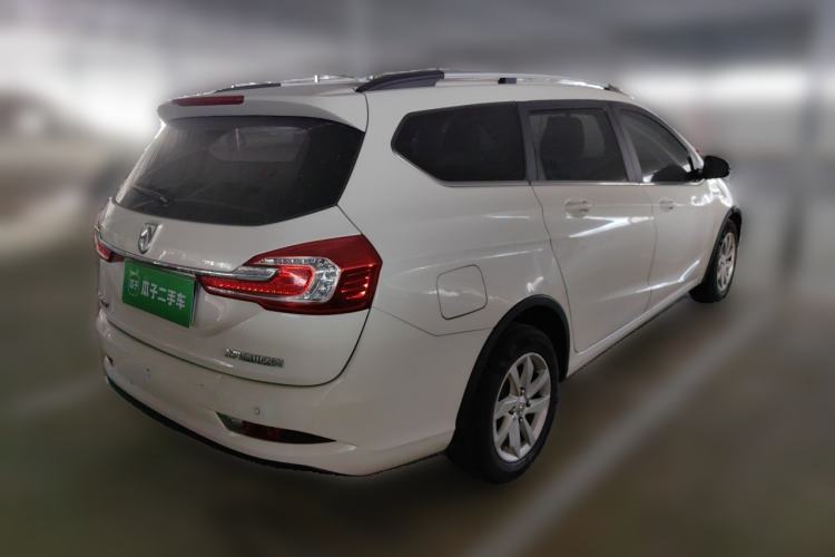 Used Baojun 310W 2017 1.5L Manual Fashion Model China V Exterior 5