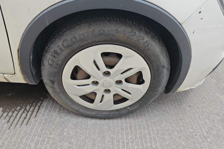 Used Baojun 310W 2017 1.5L Manual Comfort Version China V Exterior 7