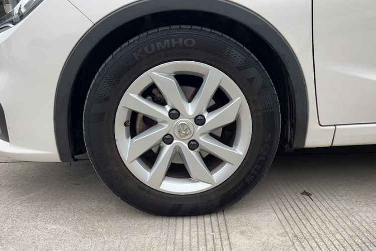 Used Baojun 310W 2017 1.5L Manual Fashion Edition China VI Exterior 7
