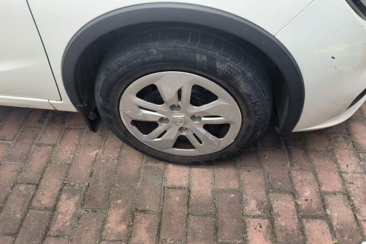 Used Baojun 310W 2017 1.5L Manual Comfort Version China VI Emission Standard Exterior 7