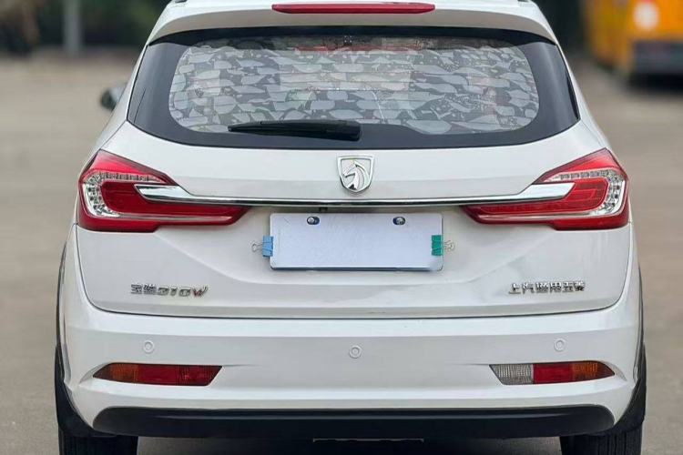 Used Baojun 310W 2017 1.5L Manual Fashion Edition China VI Exterior 8