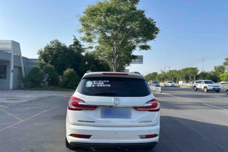 Used Baojun 310W 2017 1.5L Manual Fashion Model China V Exterior 9