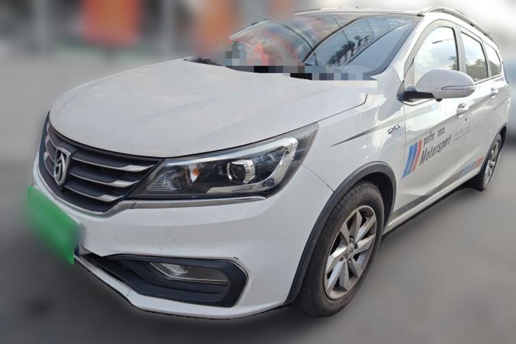Used Baojun 310W 2017 1.5L Manual Comfort Version China V Guazi used car, China used car export, Used car for sale, Used cars, Cheapest cars for sale