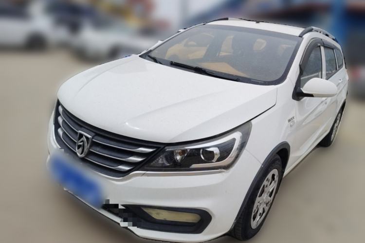 Used Baojun 310W 2017 1.5L Manual Comfort Version China V Guazi used car, China used car export, Used car for sale, Used cars, Cheapest cars for sale