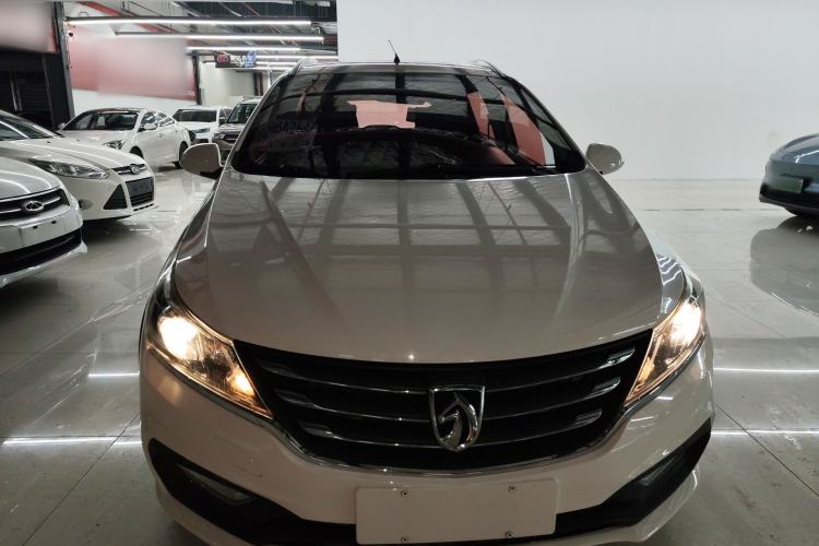Used Baojun 310W 2017 1.5L Manual Comfort Version China V Front