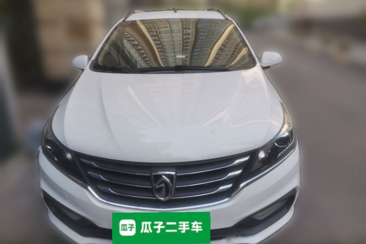 Used Baojun 310W 2017 1.5L Manual Comfort Version China VI Emission Standard Front