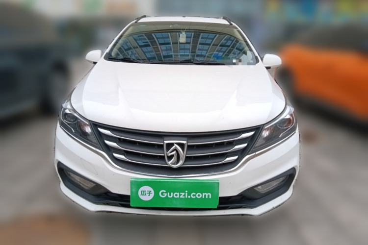 Used Baojun 310W 2017 1.5L Manual Comfort Version China VI Emission Standard Front