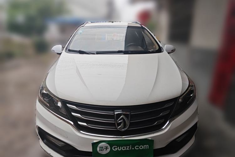 Used Baojun 310W 2017 1.5L Manual Fashion Model China V Front