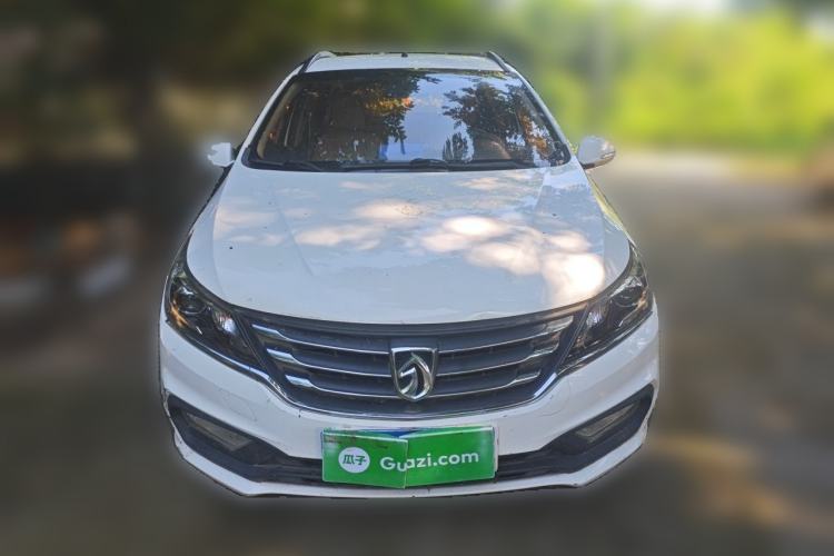 Used Baojun 310W 2017 1.5L Manual Fashion Edition China VI Front