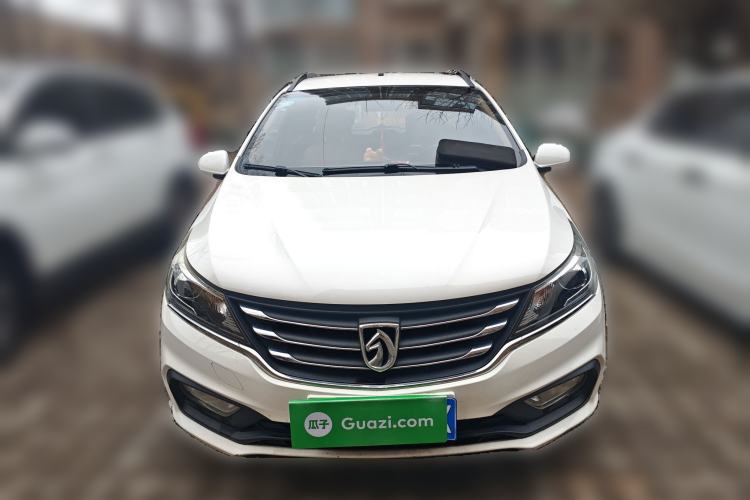 Used Baojun 310W 2017 1.5L Manual Comfort Version China VI Emission Standard Front