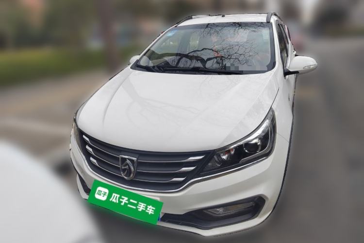 Used Baojun 310W 2017 1.5L Manual Fashion Model China V Front