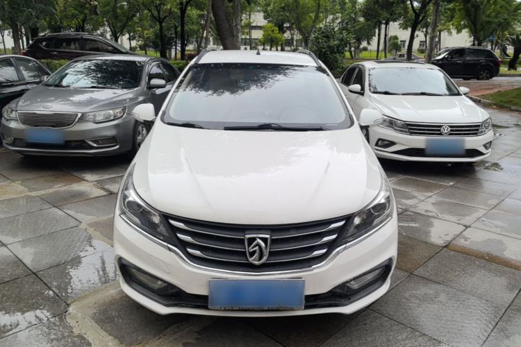 Used Baojun 310W 2017 1.5L Manual Fashion Model China V Front