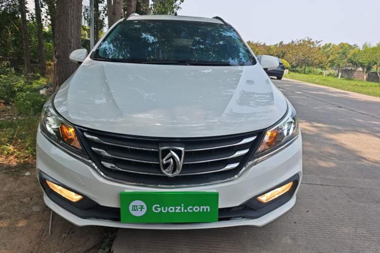 Used Baojun 310W 2017 1.5L Manual Comfort Version China V Front