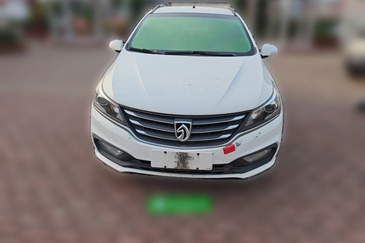 Used Baojun 310W 2017 1.5L Manual Fashion Model China V Front