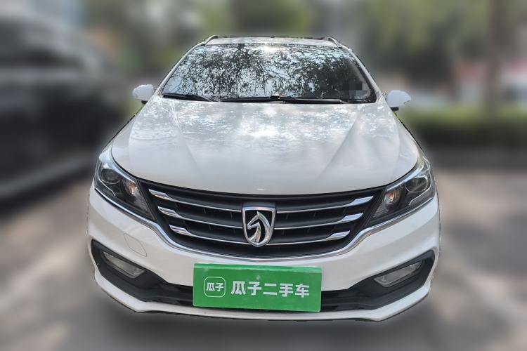 Used Baojun 310W 2017 1.5L Manual Fashion Model China V Front