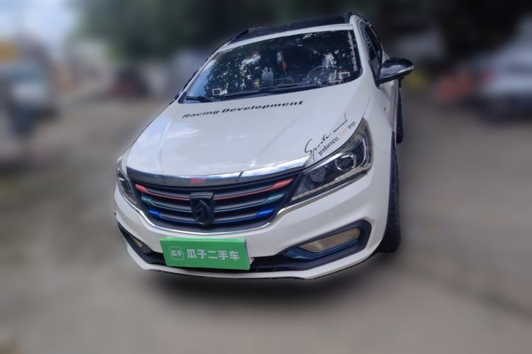 Used Baojun 310W 2017 1.5L Manual Fashion Model China V Front