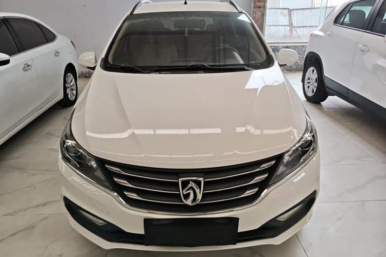 Used Baojun 310W 2017 1.5L Manual Comfort Version China V Front