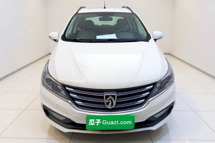 Used Baojun 310W 2017 1.5L Manual Fashion Model China V Front