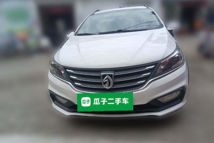Used Baojun 310W 2017 1.5L Manual Fashion Model China V Front