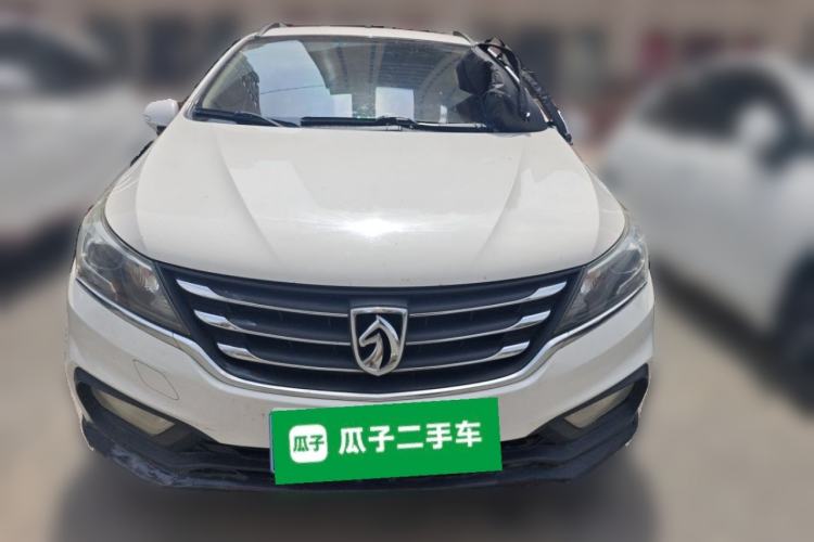 Used Baojun 310W 2017 1.5L Manual Fashion Model China V Front