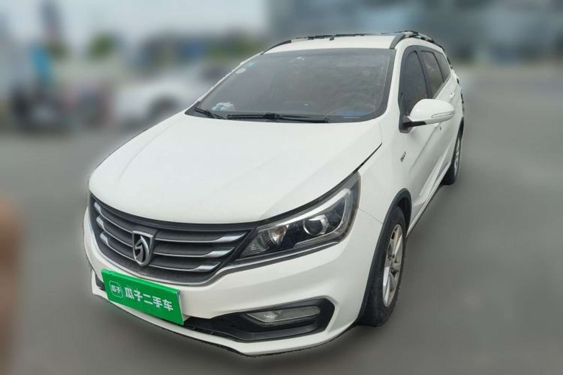 Used Baojun 310W 2017 1.5L Manual Fashion Model China V Front Left 45 Deg